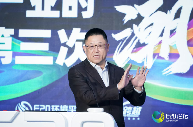 云南合续环境科技股份有限公司总裁李文生做了题为“ 合续科技的产品化实践与思考”的分享。