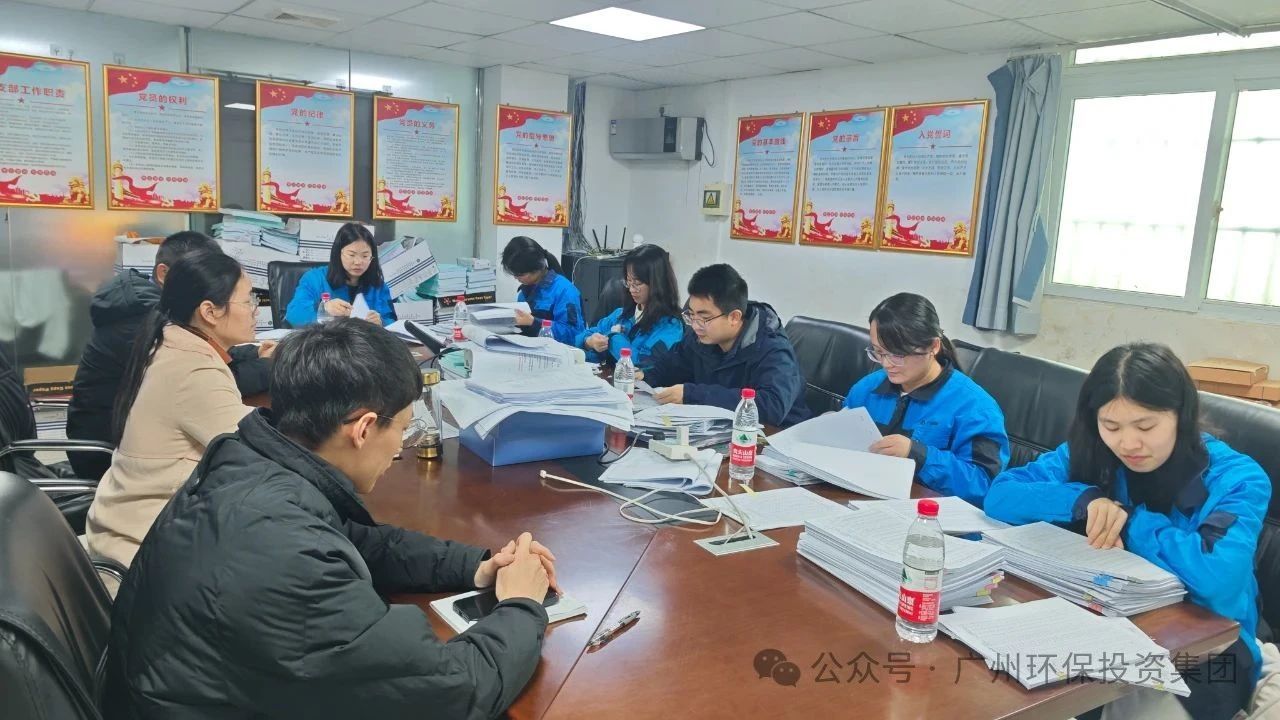 edbc9276cb5e7a239cb5e8f326d67267.jpg