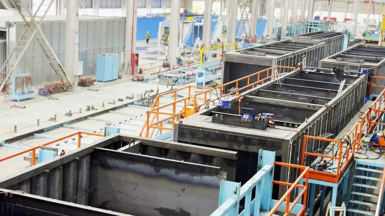 1761701629489602.jpg 18de00531443769dc52f6ff5ff6a135b.jpg