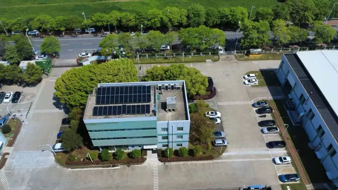 办公室PV Panel.jpg